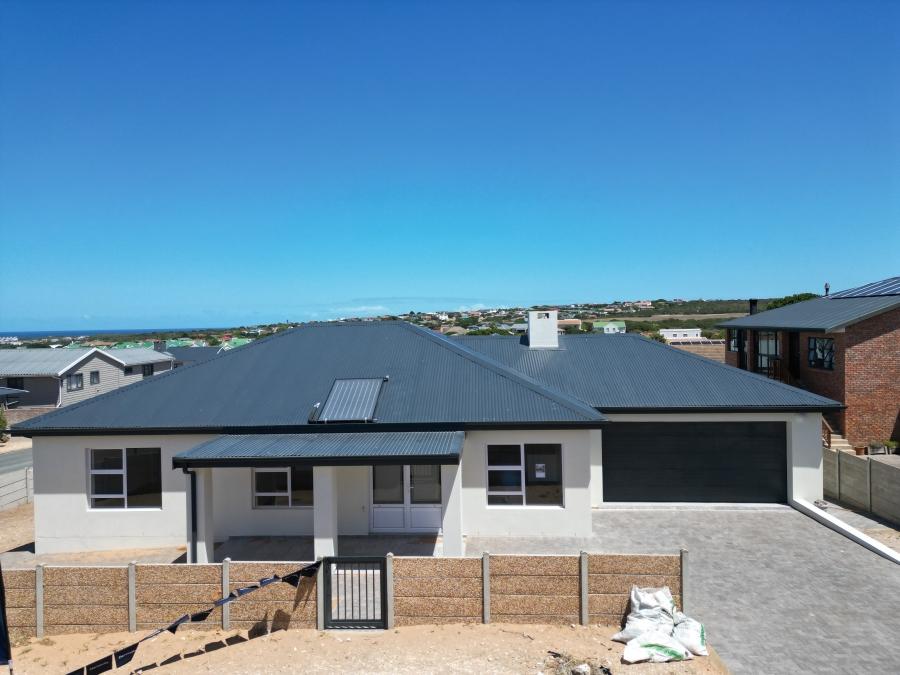3 Bedroom Property for Sale in Stilbaai Wes Western Cape
